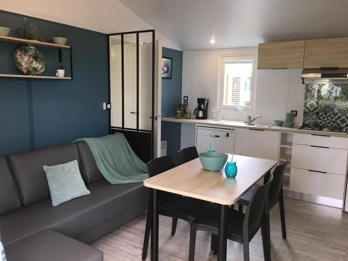 Camping De La Plage De Cleut-Rouz Fouesnant Exteriör bild