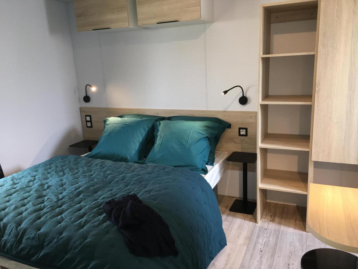 Camping De La Plage De Cleut-Rouz Fouesnant Exteriör bild