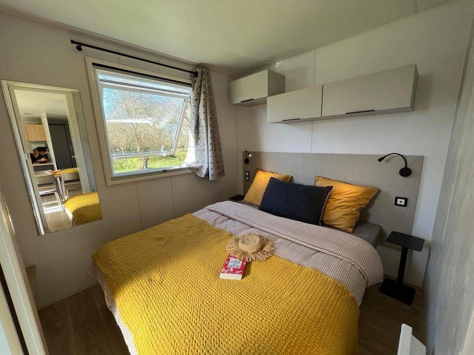 Camping De La Plage De Cleut-Rouz Fouesnant Exteriör bild