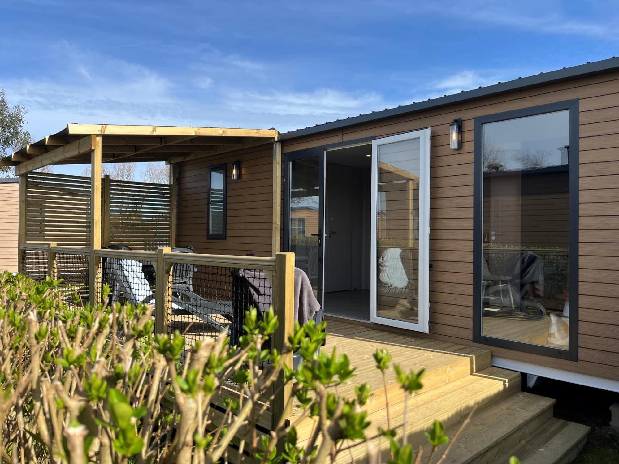 Camping De La Plage De Cleut-Rouz Fouesnant Exteriör bild